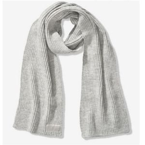 VS Knit Scarf